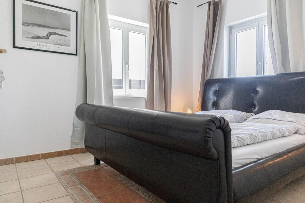 Homestay Double In An Elegant House Gd